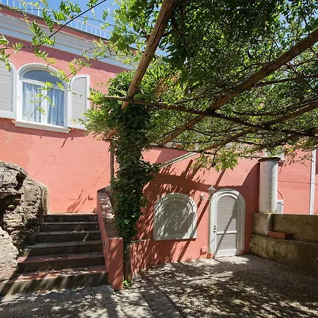 Capri Villa Bismarck